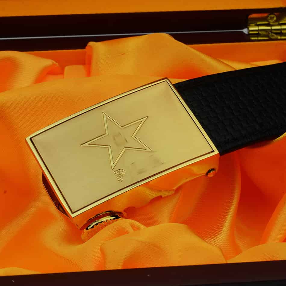 1648907536843982.jpg 3514厂07内腰带金色头盒子里.jpg