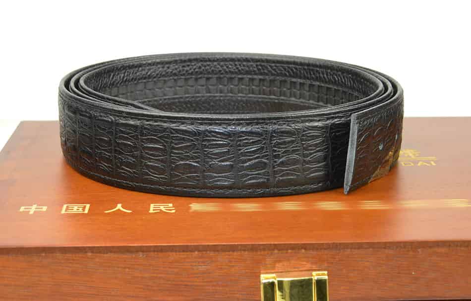 鳄鱼皮纹腰带.jpg